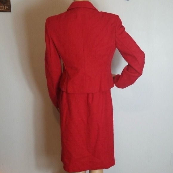 Valentino red suit - Picture 4 of 7